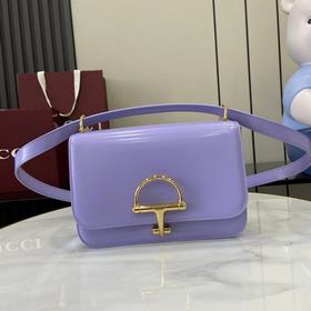 配全套原廠專櫃包裝 2026秋冬系列， Gucci Siena系列小號肩背包延續