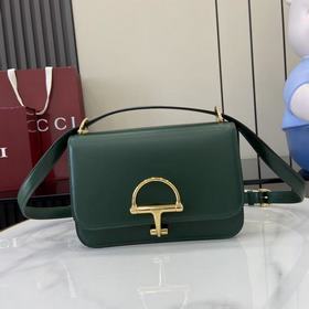 配全套原廠專櫃包裝 2026秋冬系列， Gucci Siena系列小號肩背包延續