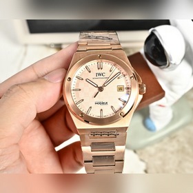 機芯2824：價格13000   機芯2892：價格15500 IWC萬國