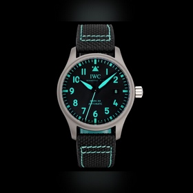 TW 新品重磅來襲 IWC萬國全新馬克二十AMG馬石油F1車隊特别版IW3282
