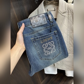 LOEWE 羅意威 獨家專供新款 潮男時尚休閑牛仔褲，高端歐版原單褲子，潮流時尚