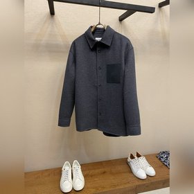 Loewe  襯衫式羊毛呢外套 面料選擇： 精選98%高品質羊毛與2%山羊絨
