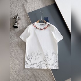 路易威登LV26春夏新品專櫃首發最新款短袖圓領T恤 高端訂制 設計前衛時尚！品牌