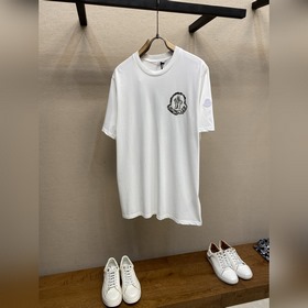 Moncler  徽标膠漿印花舒适合身圓領短袖T恤 正品4581購入開發 10
