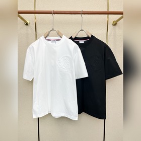 Moncler 蒙口 砸鍋賣鐵都要上的新款新款原單男士休閑短袖 高端定制 高端版