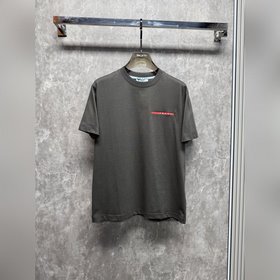 普拉達 2026夏裝新款男女同款 短袖T恤，！定制專屬純棉面料，定制原版工藝螺紋