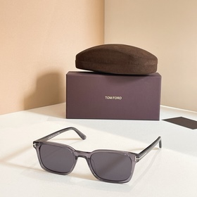 TOM FORD MODEL：TF 1300 SIZE：53口19-145