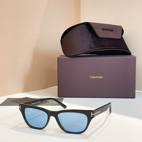 TOM FORD MODEL：TF1362 SIZE：53口16-145