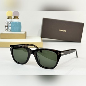 TOM FORD MODEL：FT0237 SIZE：52 23-145