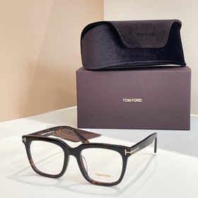 TOM FORD MODEL：FT0646 SIZE：53口20-145