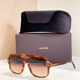 TOM FORD MODEL：FT884 SIZE：60口18-140