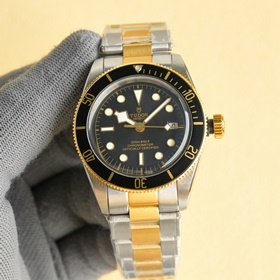 V2升級版帝舵 TUDOR 碧灣系列對于帝舵來說，無疑是一個龐大的産品線，在今