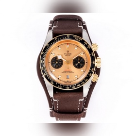 3T新品 帝舵(TUDOR)Black Bay Chrono系列是一款融合潛水表