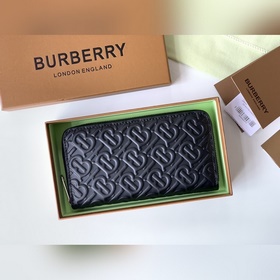 TB壓花皮革拉鍊包 [burberry 巴寶莉]原單品質IT~~ 采用進口粒面小