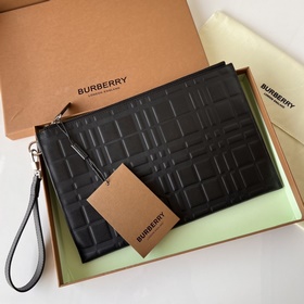 大號壓花格紋皮革拉鍊收納袋 [burberry 巴寶莉]原單品質IT~~ 采用進
