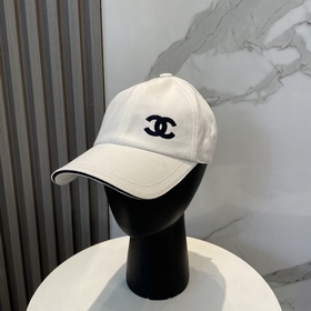 Chanel(香奈兒)專櫃新款原單刺繡棒球帽，1：1開模訂制，立體刺繡，精緻無暇