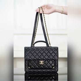 頂級進口原廠皮 所見即所得 Chanel 25B秋冬 郵差雙肩背包 黑金 新