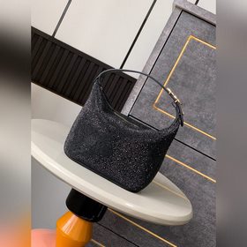 頂級原單 好消息獨家出貨啦 黑色 CHANEL 中古施華洛手提包 炸裂的少