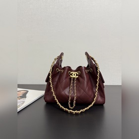 原廠皮 現貨26C水桶抽繩包！魚子醬mini 新添一個小可愛，它的本體其實是一個