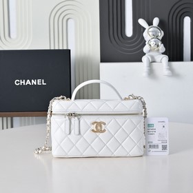 chanel 羊皮鴛鴦扣25C LP手柄化妝包盒子包 非常經典耐看的造型[愉快]