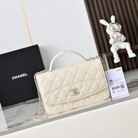 chanel 25C 春季新款 Logo空姐包woc 小牛皮配金色金屬 讓人一