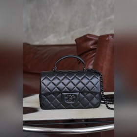 頂級進口原廠皮 所見即所得 CHANEL 24A手柄款CF Mini 全黑So