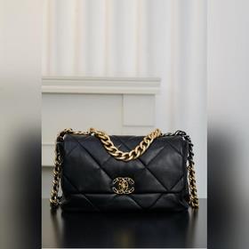 頂級進口原廠皮 所見即所得 CHANEL 19  經典黑 中號 矩形口蓋包