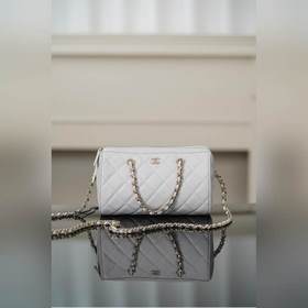 頂級進口原廠皮 所見即所得 Chanel 25P保齡球包 白色 荔枝牛 小巧