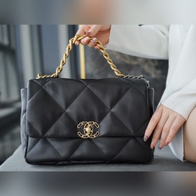頂級進口原廠皮 所見即所得 CHANEL BAG 經典黑 中號 方 框