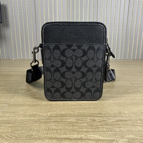 蔻馳最高版本配全套專.櫃包裝 COACH正品開模對版 型號：CC009 蔻奧萊