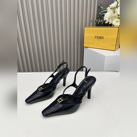 面料：鳗魚紋 内裡：羊皮 大底：真皮大底+燙金 碼數：35-40(41.42.4