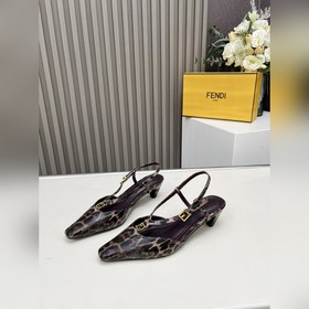 面料：蛇紋皮 内裡：羊皮 大底：真皮大底+燙金 碼數：35-40(41.42.4