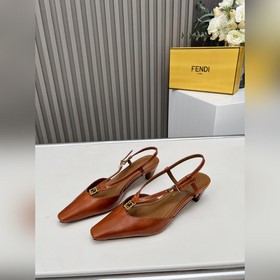 面料：鳗魚紋 内裡：羊皮 大底：真皮大底+燙金 碼數：35-40(41.42.4
