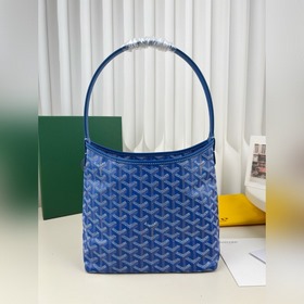 Goyard mini hobo真的太懂女生了！ 小巧的包身+簡約的設計 狗牙本