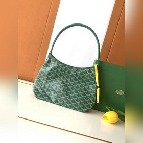 全球首發Goyard mini hobo！ 目前隻有韓國 别的國家要晚半年後發行