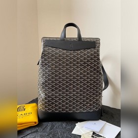 goyard cisaln男士手提雙肩包 男生背超級帥，且容量巨大的大雙肩 方方