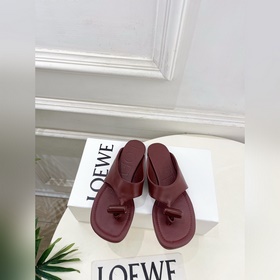 LOEWE 羅意威 26ss 2026春夏新品 Toggle 平底扣環夾腳拖鞋