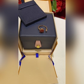 LV 新款高級珠寶系列紅瑪瑙花卉四葉草玫瑰金色開口戒指 均碼 新年限定紅玉髓