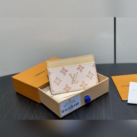 [台灣版]M27755米白 卡包名片夾 卡套 Card Holder 卡夾 M2