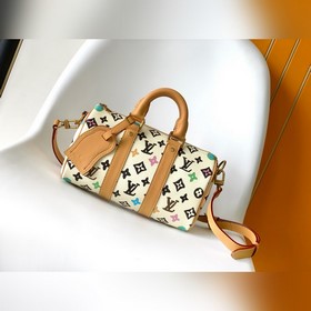 頂級原單M24849白彩 黑彩 枕頭包 本款 Keepall 25 手袋取材 M