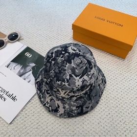 LV路易威登 官網高版出貨，刺繡字母漁夫帽，非常經典的經典，流行的複古美，四季可