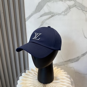 路易威登棒球帽LouisVuitton 新款LV棒球帽，重工打造 完美刺繡，高端