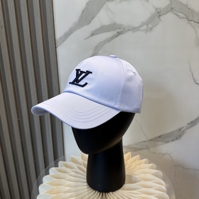 路易威登棒球帽LouisVuitton 新款LV棒球帽，重工打造 完美刺繡，高端