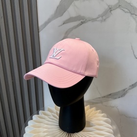 路易威登棒球帽LouisVuitton 新款LV棒球帽，重工打造 完美刺繡，高端