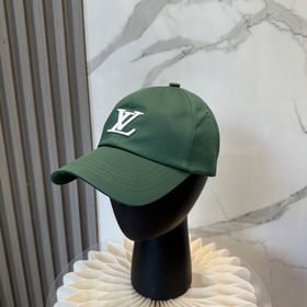 路易威登棒球帽LouisVuitton 新款LV棒球帽，重工打造 完美刺繡，高端