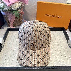 路易威登棒球帽 LouisVuitton 新款LV棒球帽，重工打造 高端大氣，百