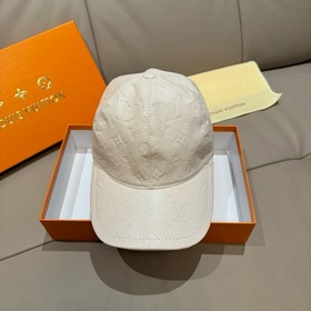新款出貨！ 配盒子布袋，LV路易威登新款原單棒球帽， 真皮印花，專櫃1：1開模訂
