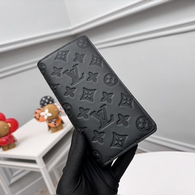 [頂級原單]M62900 優雅的外觀設計搭配黑色Monogram Shadow小