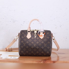 頂級原單、加強版 Speedy 25 手袋是一款理想的都市手袋。 标志性的造型與