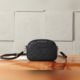 [163C01動态芯片] 頂級原單、加強版 Tiny Camera Bag 手袋